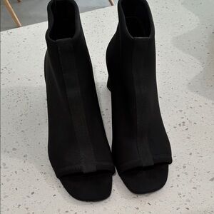 Donald J. Pliner Black Heeled Boots